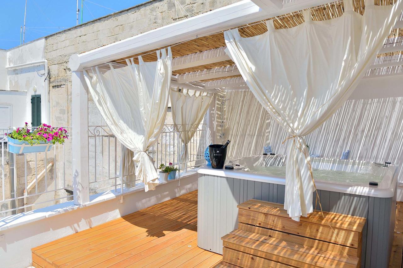 Bed and Breakfast Palazzo Kapece Монополі Екстер'єр фото