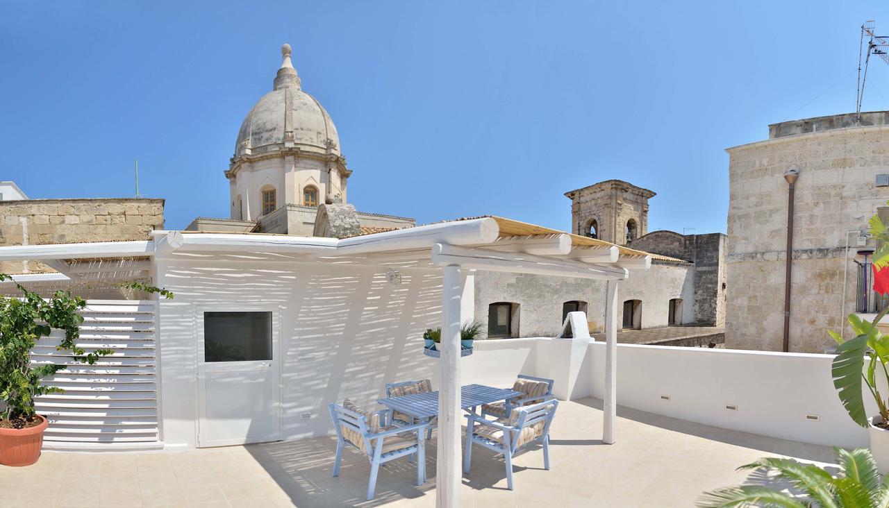 Bed and Breakfast Palazzo Kapece Монополі Екстер'єр фото