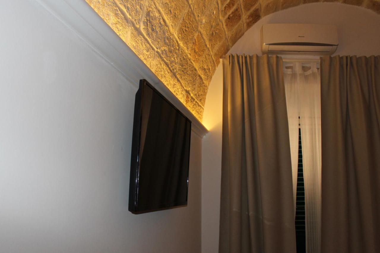 Bed and Breakfast Palazzo Kapece Монополі Екстер'єр фото